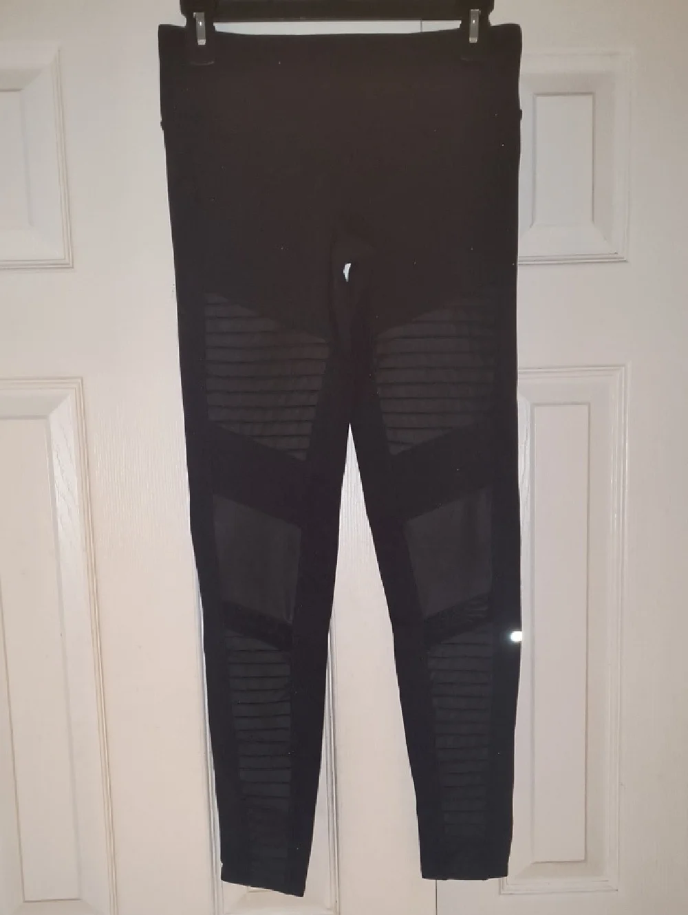ALO Yoga Black Moto Legging Size S